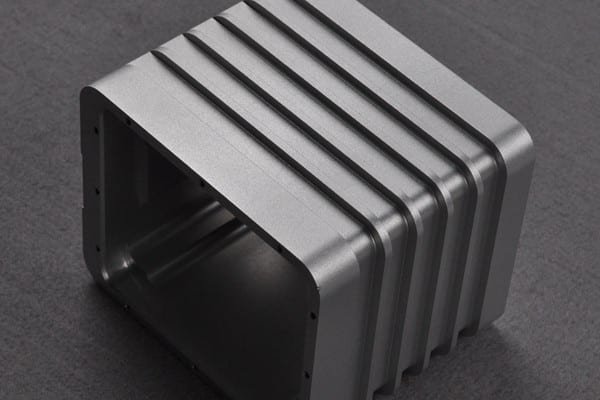 bead blasting for CNC metal part