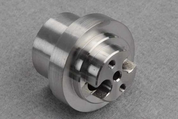 CNC Machining Stainless Steel: Challenges and Tips