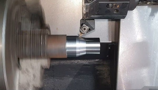 Step Turning vs. Taper Turning: What’re the Differences?