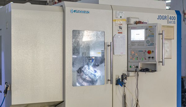 5 axis cnc milling machine