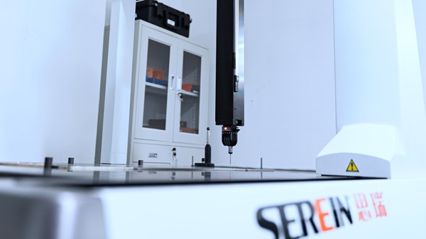 cmm machine foe robotic part
