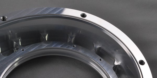 deep grooves on the metal part