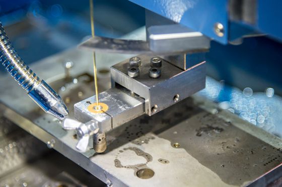 wire edm cutting